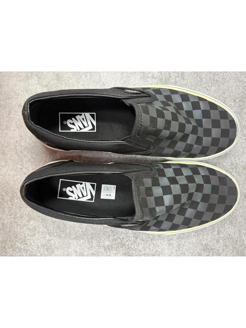 Vans Classic Slip-On Black Checkerboard Sneakers Men's 8 Women's 9.5 EUR 40.5